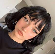 Shared By M Find Images And Videos About Girl Fashion And Beautiful On We Heart It The App To Get Short Hair Styles Short Hair With Bangs Short Grunge Hair