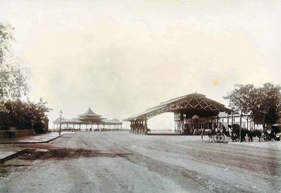 Apollo Bunder Before Building the Gateway In Bombay, 1880 Photo - Past-India