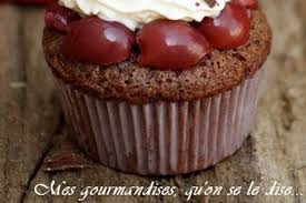 Foret Noire Version Cupcake Petit Gateau Moelleux Faire Fondre Du Chocolat Fondue Au Chocolat