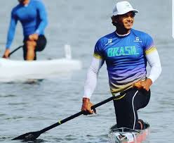 Jul 02, 2021 · confederação brasileira anuncia isaquias queiroz (foto), jacky godmann e vagner souta na canoagem de velocidade. Isaquias Queiroz Vence C1 500m Na Etapa Da Polonia Da Copa Do Mundo