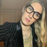 20+ "Laura Kavanaugh" profiles