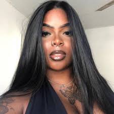 Erika Soares (@soareserika196) • Instagram photos and videos