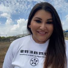 Melanie Menchaca (@mel_menchaca07)