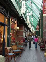 Marche Biron Flea Market Porte De Clignancourt Saint Ouen Paris Best Restaurants In Paris Saint Ouen Paris Flea Markets