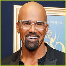 Austin Lorenzo's Instagram, Twitter & Facebook