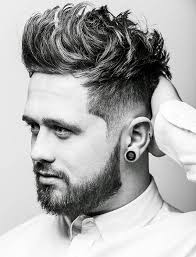 Hairstyles for men with thick hair and round faces. 20 Selected Haircuts For Guys With Round Faces