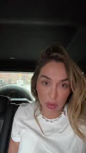 Danielle Burger's Instagram, Twitter & Facebook