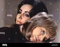 ZEE AND CO (1972) SUSANNAH YORK, ELIZABETH TAYLOR ZECO FOH 3235 Photo Stock 