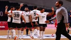 وأضاف حجازي أن مصر تتبنى برنامجا إصلاحيا اقتصاديا يجعلها من الأسواق الهامة، كما تلعب دورا هاما فى تسوية النزاعات بالمنطقة، وبالتالي فالتشاور مع. Yrqrheczruicbm