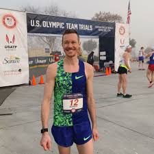 Semaforo rosso per cece telfer. Chris Mosier How The Running Community Helped Me Come Out As Trans