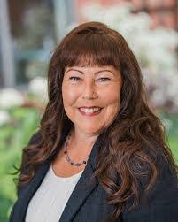 Cindy Flanagan's Instagram, Twitter & Facebook