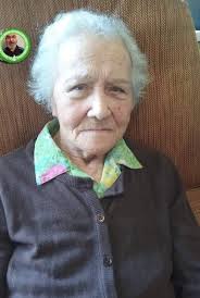 I came across this photo in my late mother's (Olive Panther's) photo  collection. She was the youngest daughter of John and Eva Dawson and grew  up