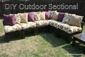 Learn how to make a couch the easy way with pallets. Diy Outdoor Sectional Diy Outdoor Outdoor Outdoor Sectional Sofa