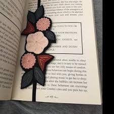 Bookmark Set Great Gift For Teacher Or Book Lover Gift Etsy Unique Bookmark Flower Bookmark Gifts For Readers