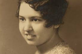 In Memoriam: Doris Paradis Hayden '30