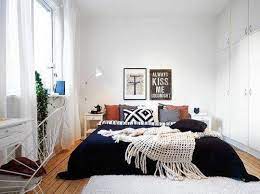 No Headboard Ideas Alternative Bedroom Decorating Domino Home Home Bedroom Bedroom Design