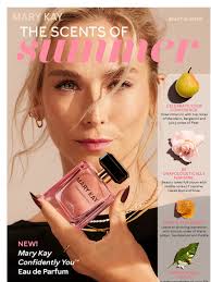 Mary Kay: Light up your lids with a surge of stellar color.