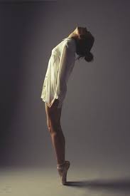 Ballet Dancer Black And White Photography Pin By Rich Tuason On Photography Contemporary Dance Dance Photography Dance Photos