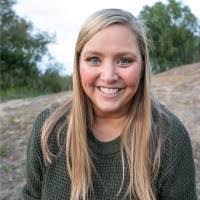 Courtney Daugherty's Instagram, Twitter & Facebook