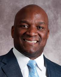 Alvin Banks's Instagram, Twitter & Facebook