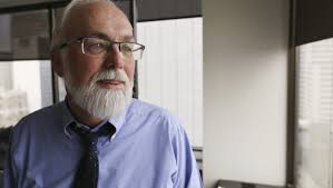 Retiring chief 'raised the bar'