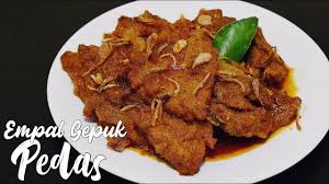 1 l air, untuk merebus. Empal Gepuk Pedas Youtube
