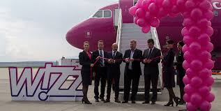 Pentru a verifica disponibilitatea conexiunilor, utilizați motorul de căutare esky. Wizz Air Announces New Base And 7 New Routes From 1 July