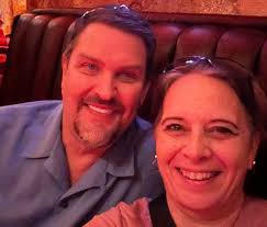 Happy new year to all of you in here, lets expect for a year full of joy  and happiness together 💕