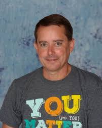 Robin Batson's Instagram, Twitter & Facebook