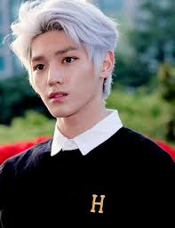 Pin By Adorbsxbts On Nct Extreme Hair Colors White Hair Taeyong