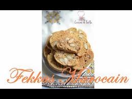 Fekkas Biscuit Croquant Marocain Recette En Video Les Fekkas Ressemble Beaucoup Aux Biscottis Fekkas Recette Gateau Marocain Recette Patisserie Orientale