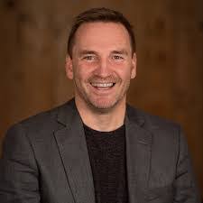 Peter Engel's Instagram, Twitter & Facebook