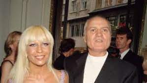 As the younger sister of gianni versace, donatella served as his adviser and inspiration when he was still a budding designer. So Sehen Die Kinder Von Donatella Versace Aus