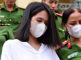 Tuyên phạt Ngọc Trinh 1 năm tù nhưng cho hưởng án treo