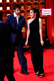 Búscate a alguien que te mire como Amaia Romero a su novio, Álex de Lucas -  Cuore