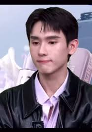 Ngài Mark Parkin và bí ẩn tuổi tác của Non Luk Book