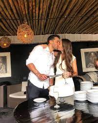 El base de los denver nuggets suele usar sus cuentas de instagram y tiktok para mostrar cómo se divierte con su hija sara y su esposa, consuelo vallina. Real Madrid Families Congratulations To Facundo Campazzo And Consuelo