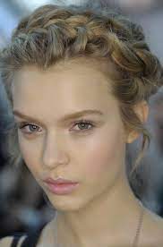 Women S Ancient Greek Hairstyles Short Bridal Hair Short Hair Styles Hair Styles