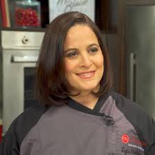 This week we're #inthekitchen with Chef John Mims with our  #RecipeoftheWeek, Colossal Crab Meat Tomato Salad, Steak Burger and 32 oz  Cowboy Steak!😋 It's 🇺🇸4th of July Weekend🇺🇸 and what better way