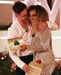 Love Island S Greg Teases Amber For Saying She Loves Him As He Confirms They Re Still Not Boyfriend And Girlfriend Love Island Love Island Winner Celebs Go Dating