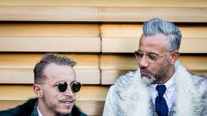 Pon el peine del número 1 para despejar la parte inferior del cuello desde tu nuez hasta unos cinco centímetros por debajo de tu mandíbula. Barba Y Bigote 2020 Estas Son Las Tendencias Que Debes Llevar Gq Mexico Y Latinoamerica