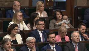 Check spelling or type a new query. Expose Mateusza Morawieckiego Gdy Mowil O Rodzinie Na Sali Byla Poslanka Pis Z Dzieckiem Polityka Wiadomosci Gazeta Pl