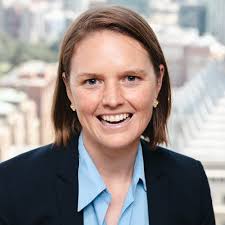 Caroline Hooper's Instagram, Twitter & Facebook