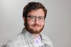 Charles Featherston's Instagram, Twitter & Facebook