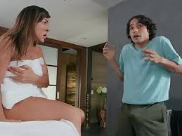 Stepson shows his mom he is better than her vibrator! Mom Videos Tube Porn Motors