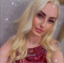 How does everyone get loads of moonstones without paying and gd things in  there scrooges shop mine is rubbish all the time