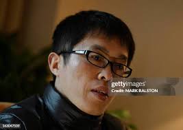 31 Louder Now Stock Photos, High-Res Pictures, and Images