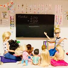 Addition Barbie Fashionista Dolls Barbie Stories Mini Doll House