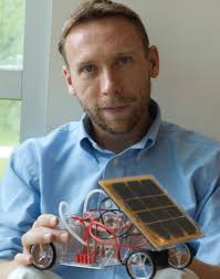 How He's Landed an Invitation to the White House