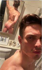 Matthew Ludwinski on X: So Im told that porn has taken over twitter! Why  am I always late to the ball game? t.couvTbOGz9RC  t.co0GtRHKIGmx  X